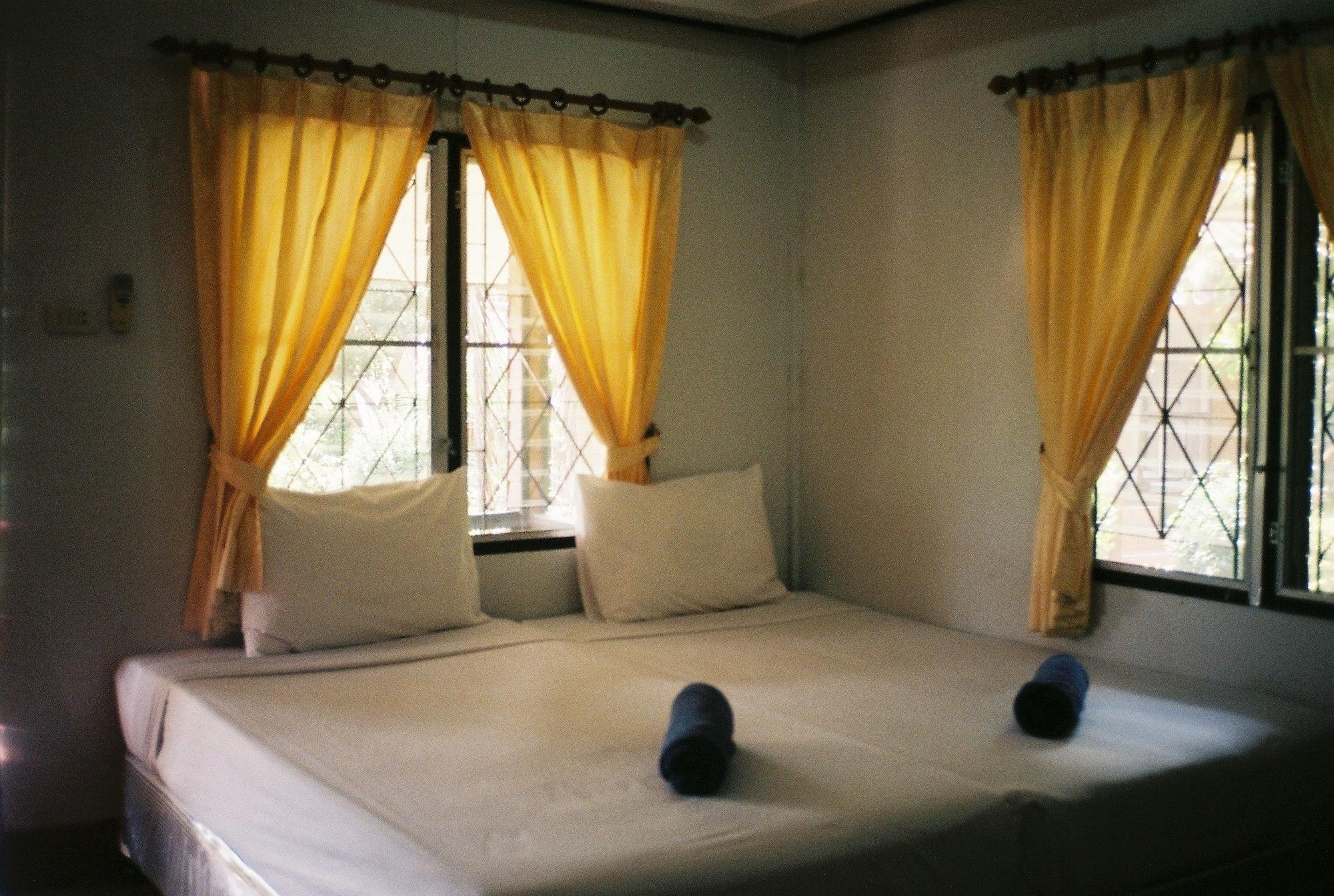 Silver Beach Resort Ламай Бийч Екстериор снимка