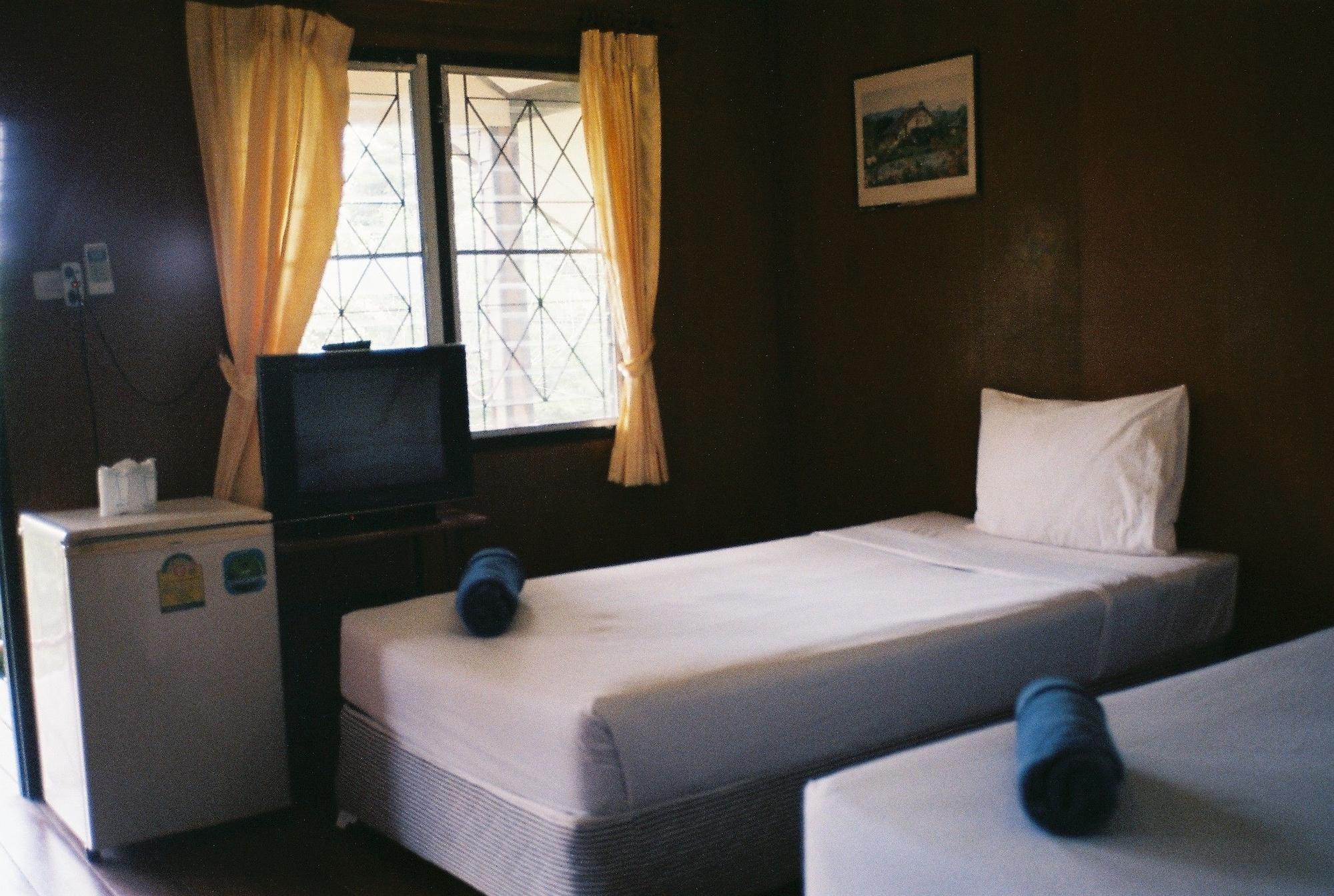 Silver Beach Resort Ламай Бийч Екстериор снимка